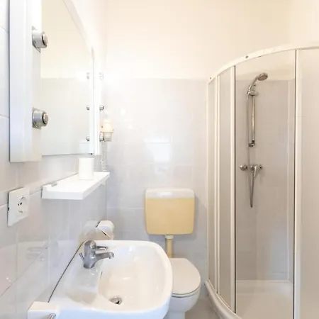 Seafront Functional ליגננו סביאדורו